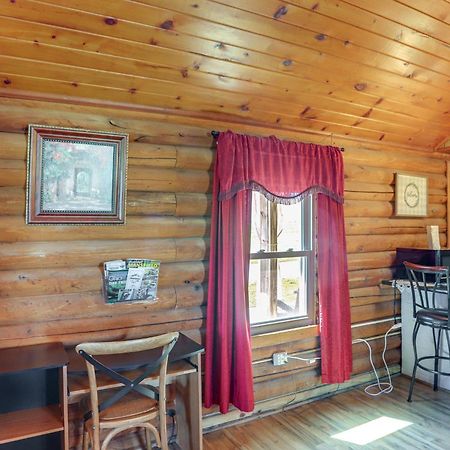 Quiet Shiloh Retreat With Spacious Yard And Fireplace! ภายนอก รูปภาพ